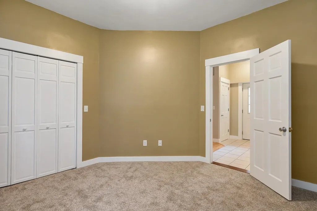 34 Floral Avenue Dover NH 03820