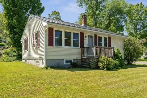 37 Atwood Avenue Woodstock VT 05091