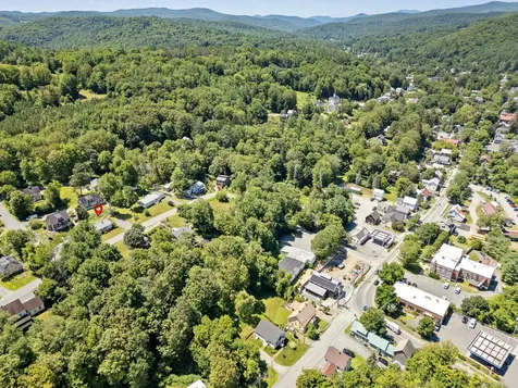 37 Atwood Avenue Woodstock VT 05091