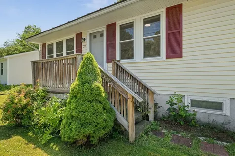 37 Atwood Avenue Woodstock VT 05091
