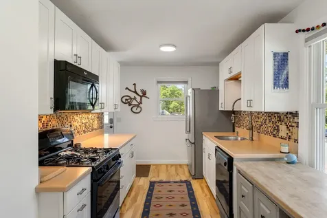 37 Atwood Avenue Woodstock VT 05091