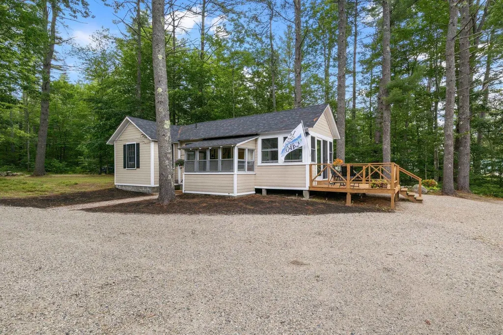 55 N Shore Drive Wakefield NH 03830