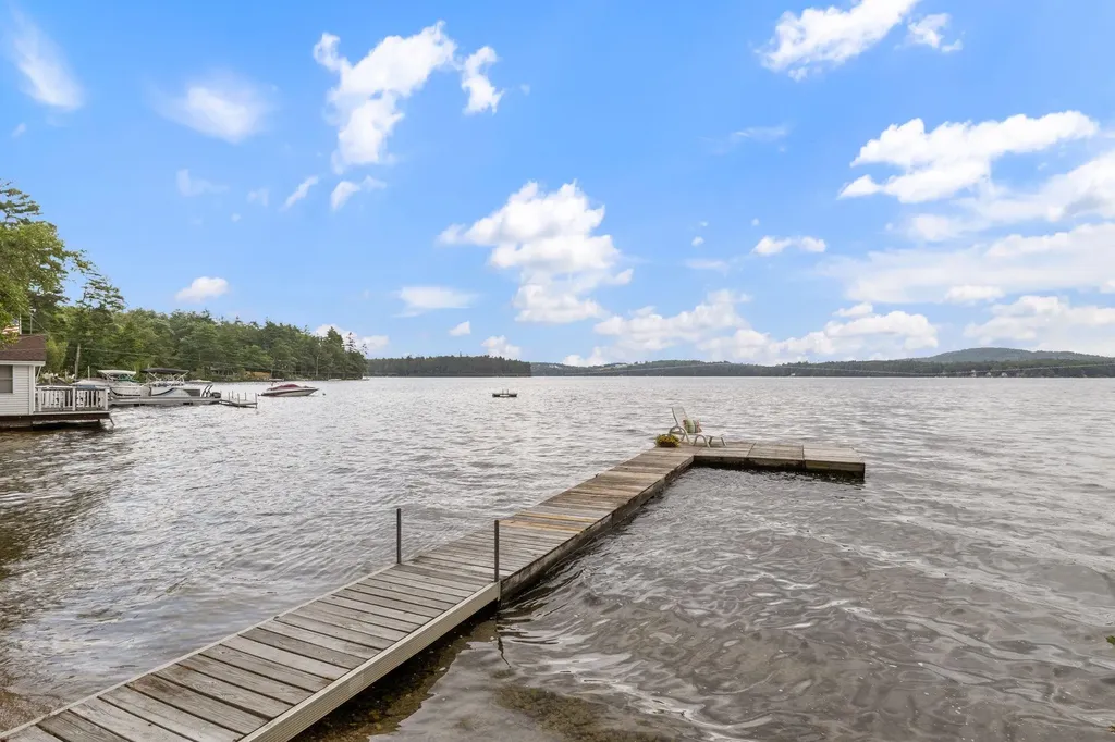 55 N Shore Drive Wakefield NH 03830