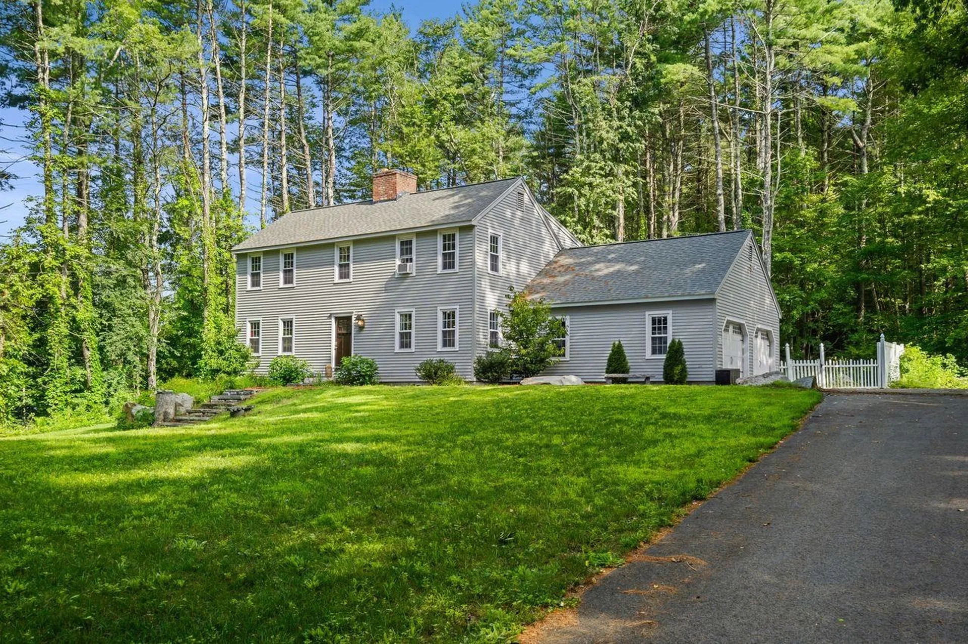 8 Jones Road Amherst NH 03031