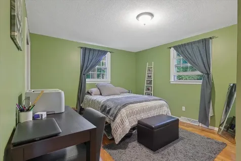 7 Nelson Street Nashua NH 03063-3416