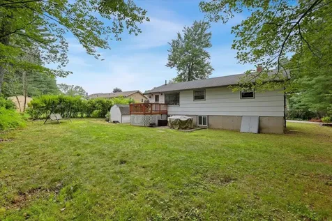 7 Nelson Street Nashua NH 03063-3416