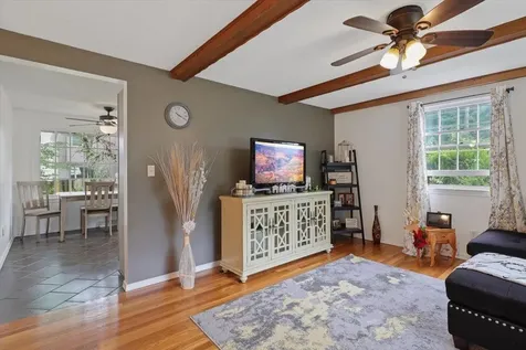 7 Nelson Street Nashua NH 03063-3416