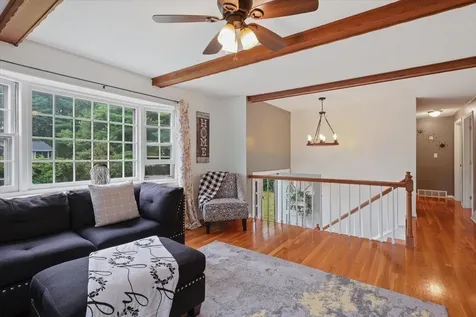 7 Nelson Street Nashua NH 03063-3416