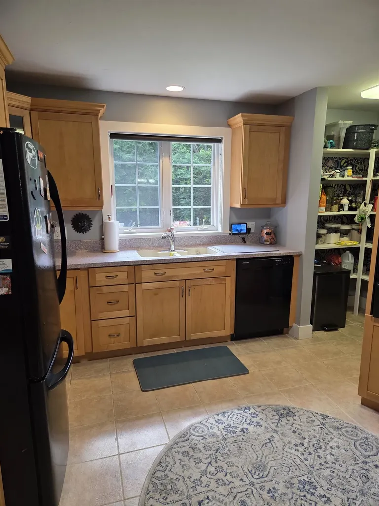 60 Cheney Road Newbury NH 03255