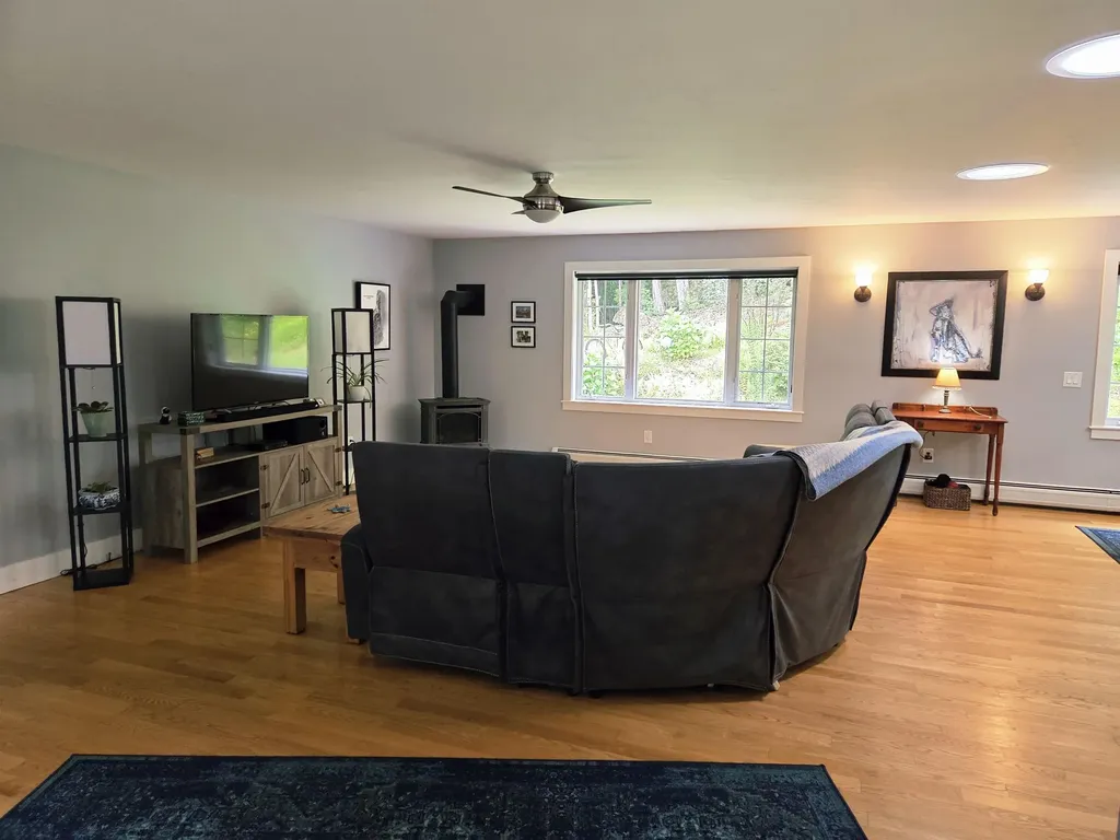 60 Cheney Road Newbury NH 03255