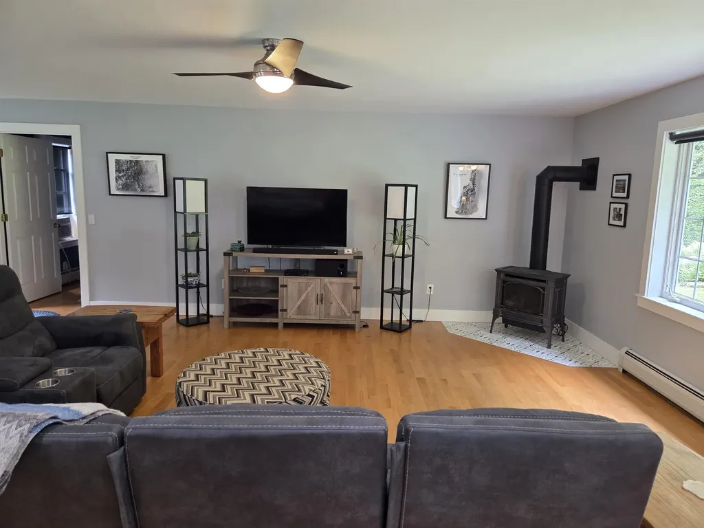 60 Cheney Road Newbury NH 03255