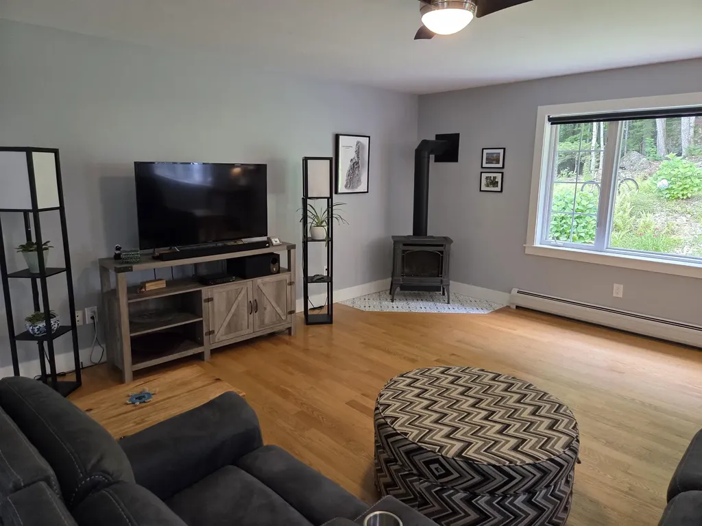 60 Cheney Road Newbury NH 03255