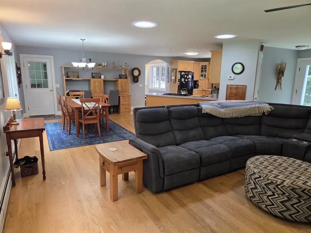 60 Cheney Road Newbury NH 03255