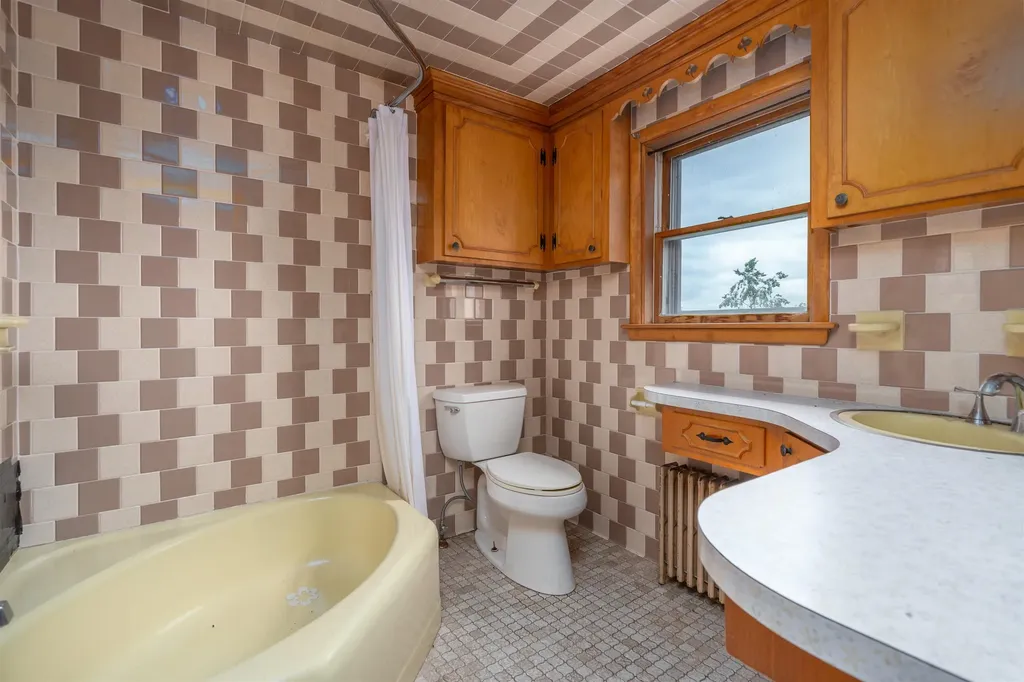 66 Littleworth Road Dover NH 03820