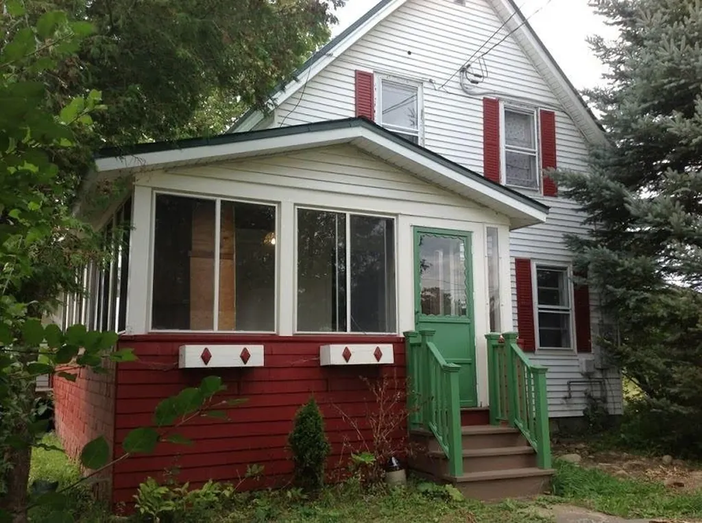 35 Pearl Avenue St. Albans Town VT 05478