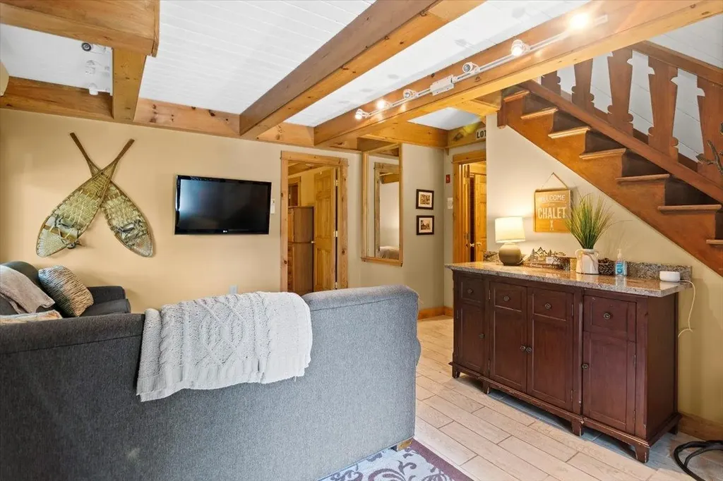 5 Founders Hill Road Winhall VT 05340