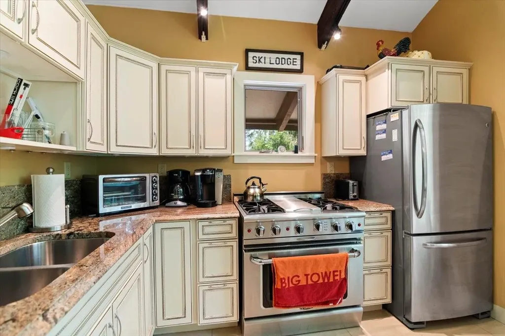 5 Founders Hill Road Winhall VT 05340
