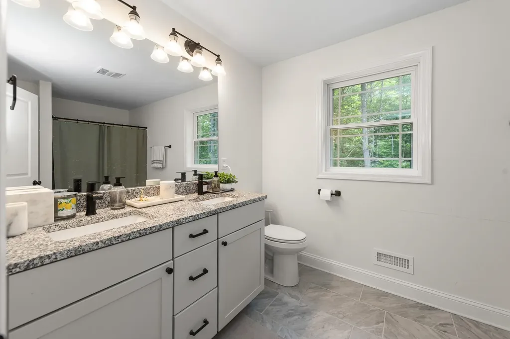 187 Intervale Road Canterbury NH 03224