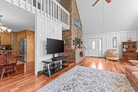 60 Grandview Drive Richmond VT 05477