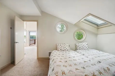 213 Bay Point Road Newbury NH 03255