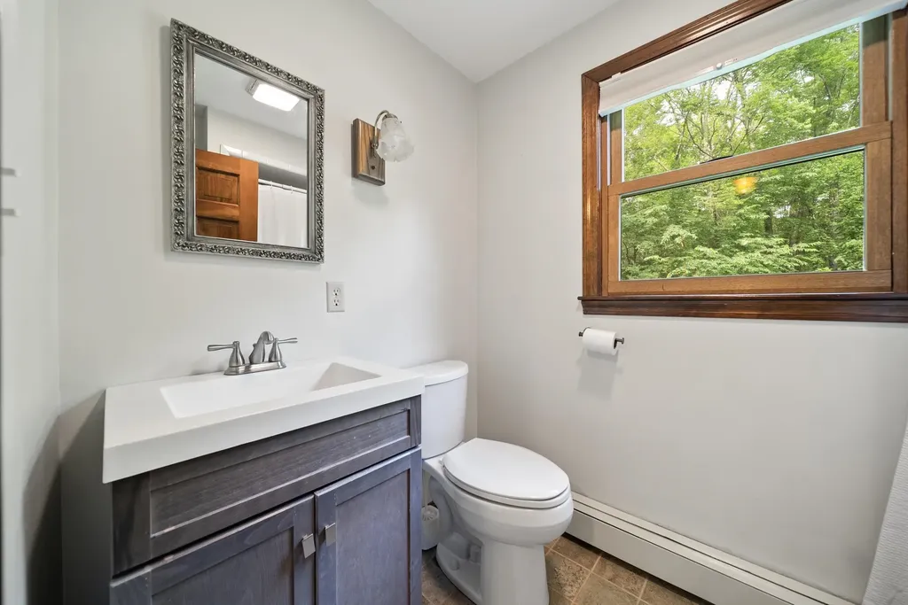 79 King Road Bedford NH 03110