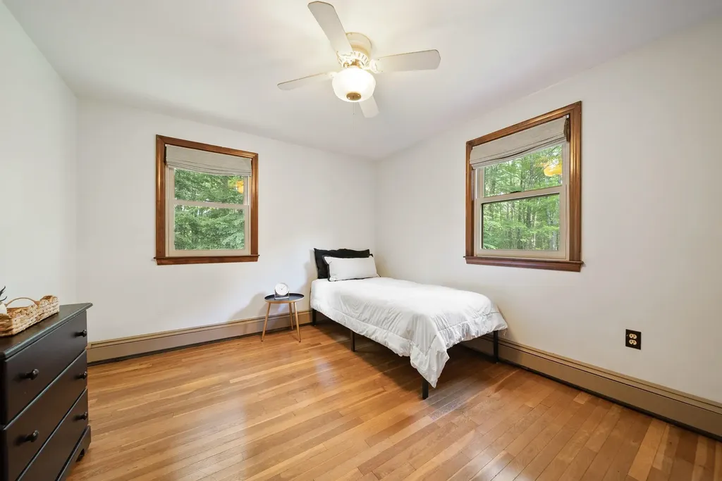 79 King Road Bedford NH 03110