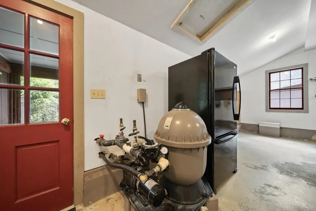 79 King Road Bedford NH 03110