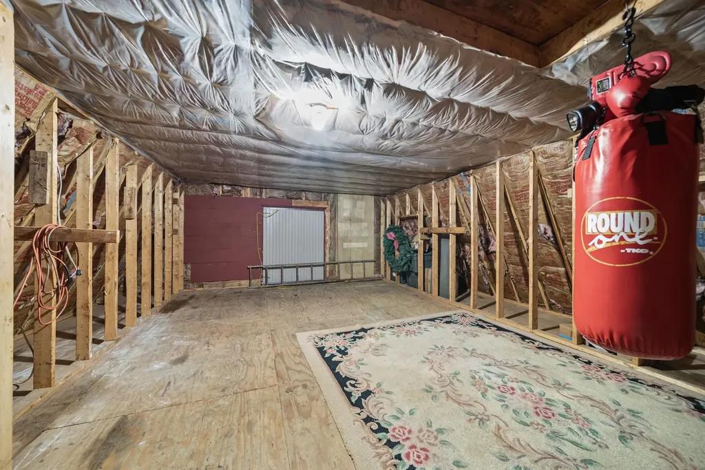 79 King Road Bedford NH 03110