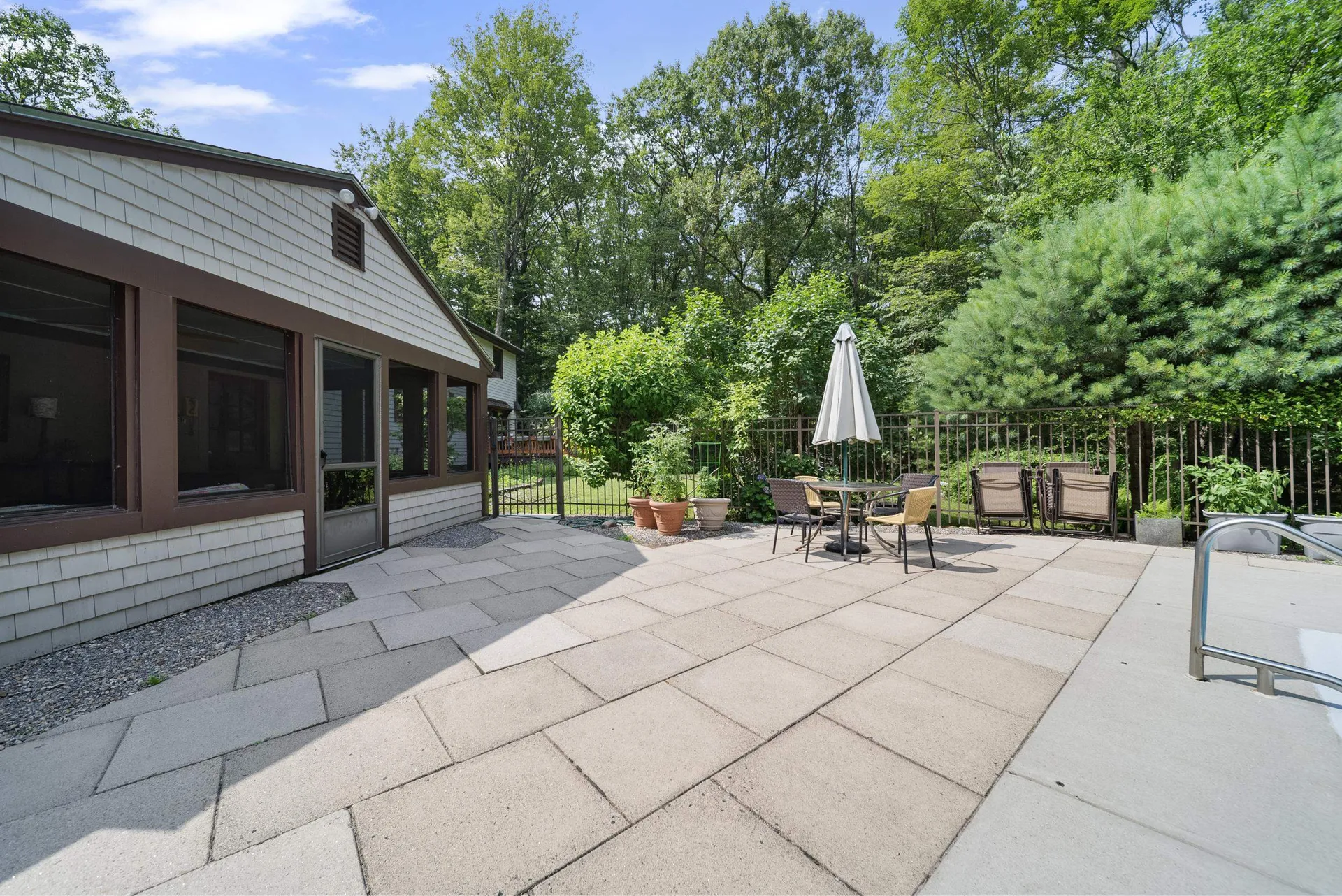 79 King Road Bedford NH 03110