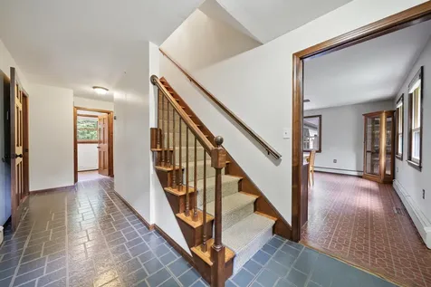 79 King Road Bedford NH 03110