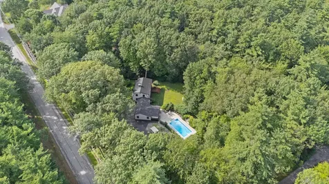 79 King Road Bedford NH 03110