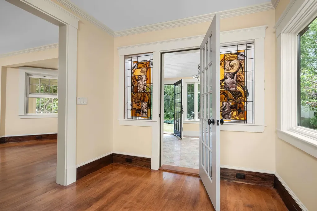 419 & 425 York Street York ME 03909