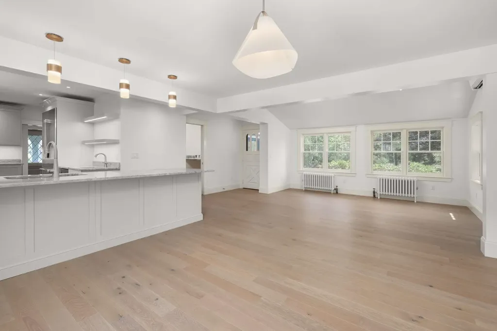 419 & 425 York Street York ME 03909