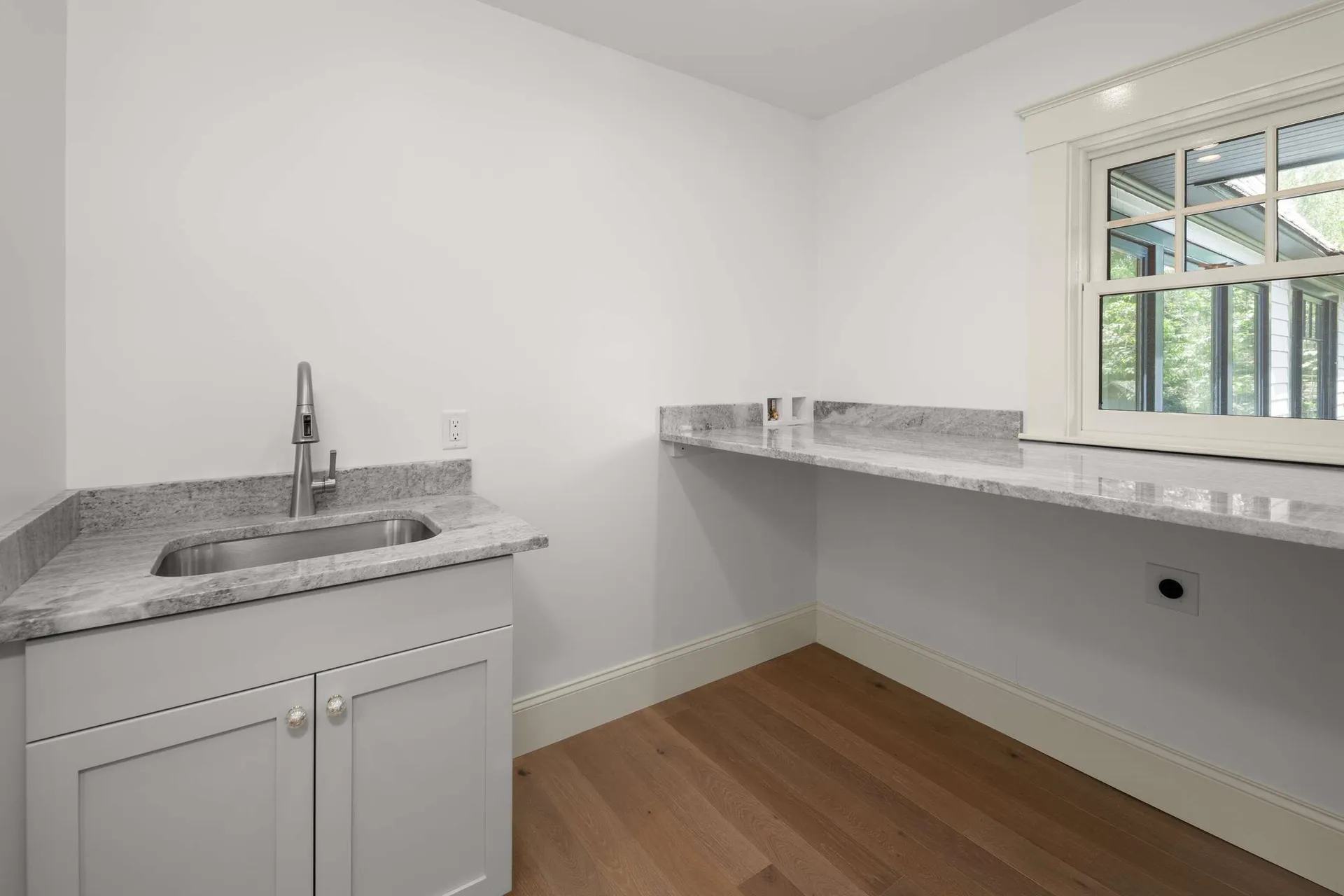 419 & 425 York Street York ME 03909