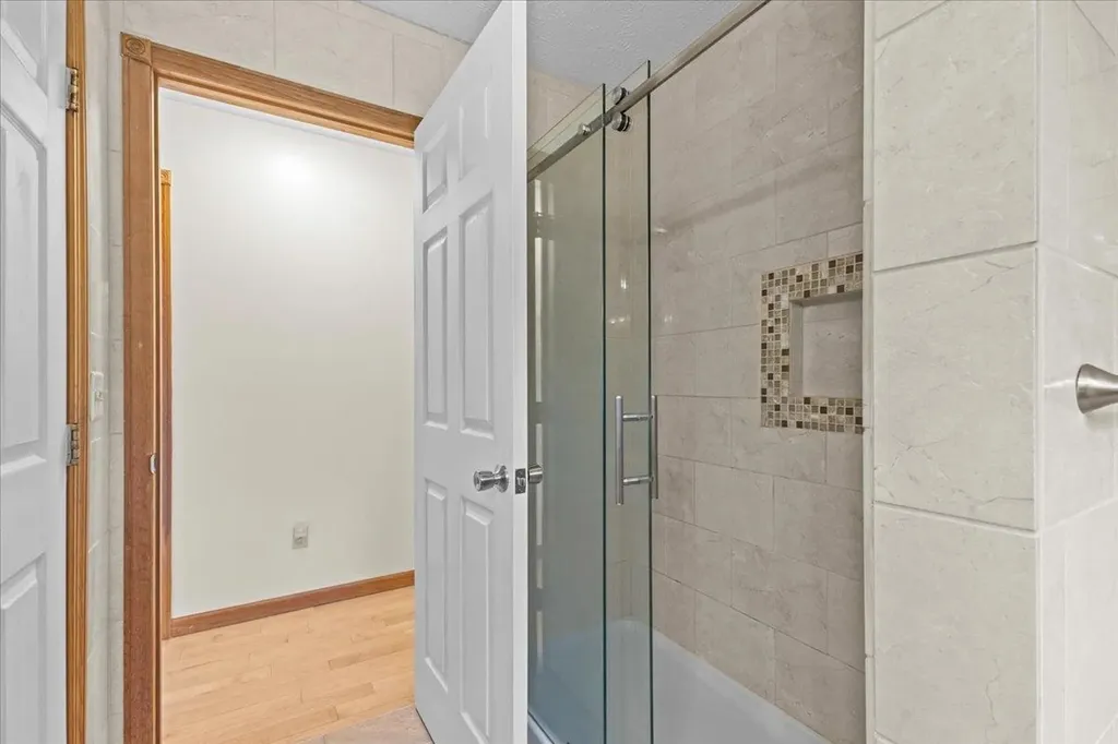 12 Tanglewood Drive St. Albans Town VT 05478