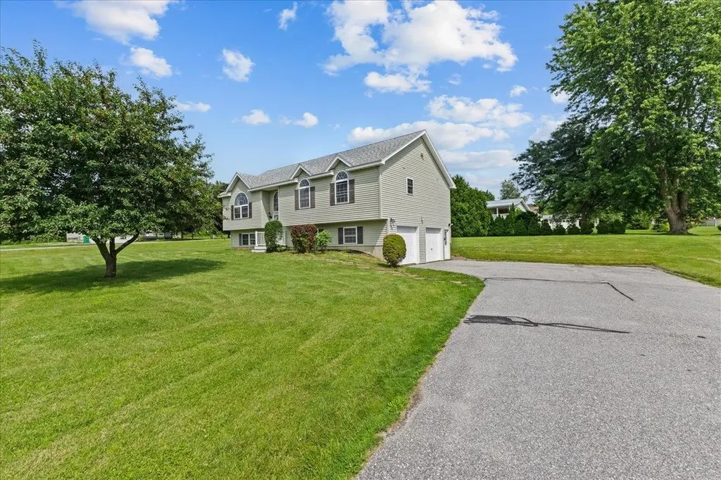 12 Tanglewood Drive St. Albans Town VT 05478