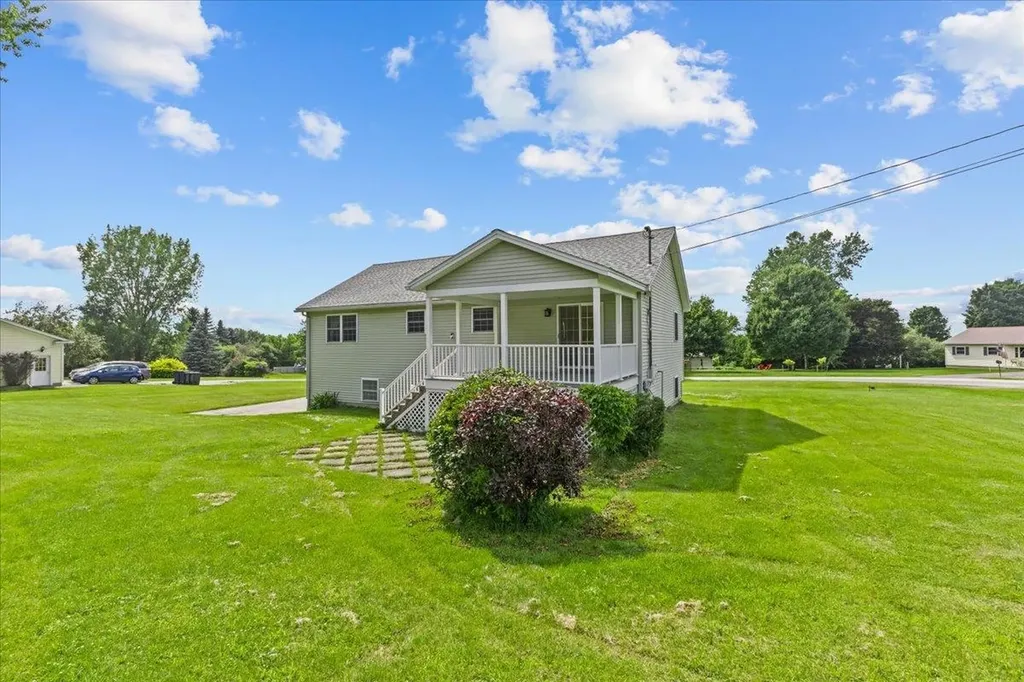 12 Tanglewood Drive St. Albans Town VT 05478