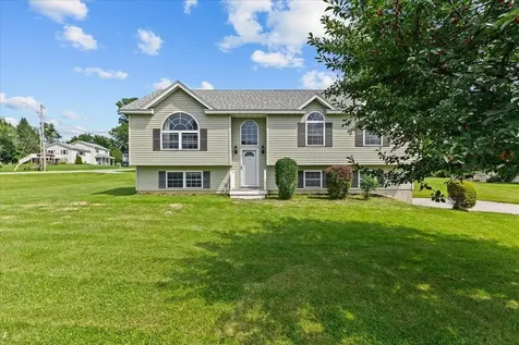 12 Tanglewood Drive St. Albans Town VT 05478