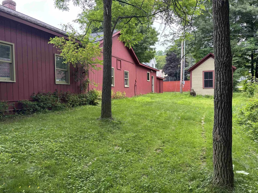 258 & 260 Main Street Hyde Park VT 05655