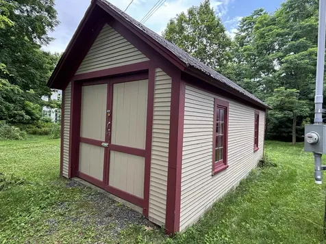 258 & 260 Main Street Hyde Park VT 05655