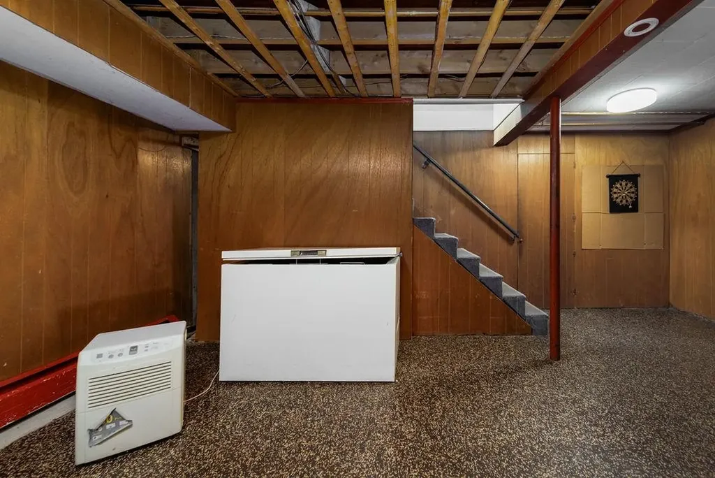 226 Forest Hills Avenue Hartford VT 05001