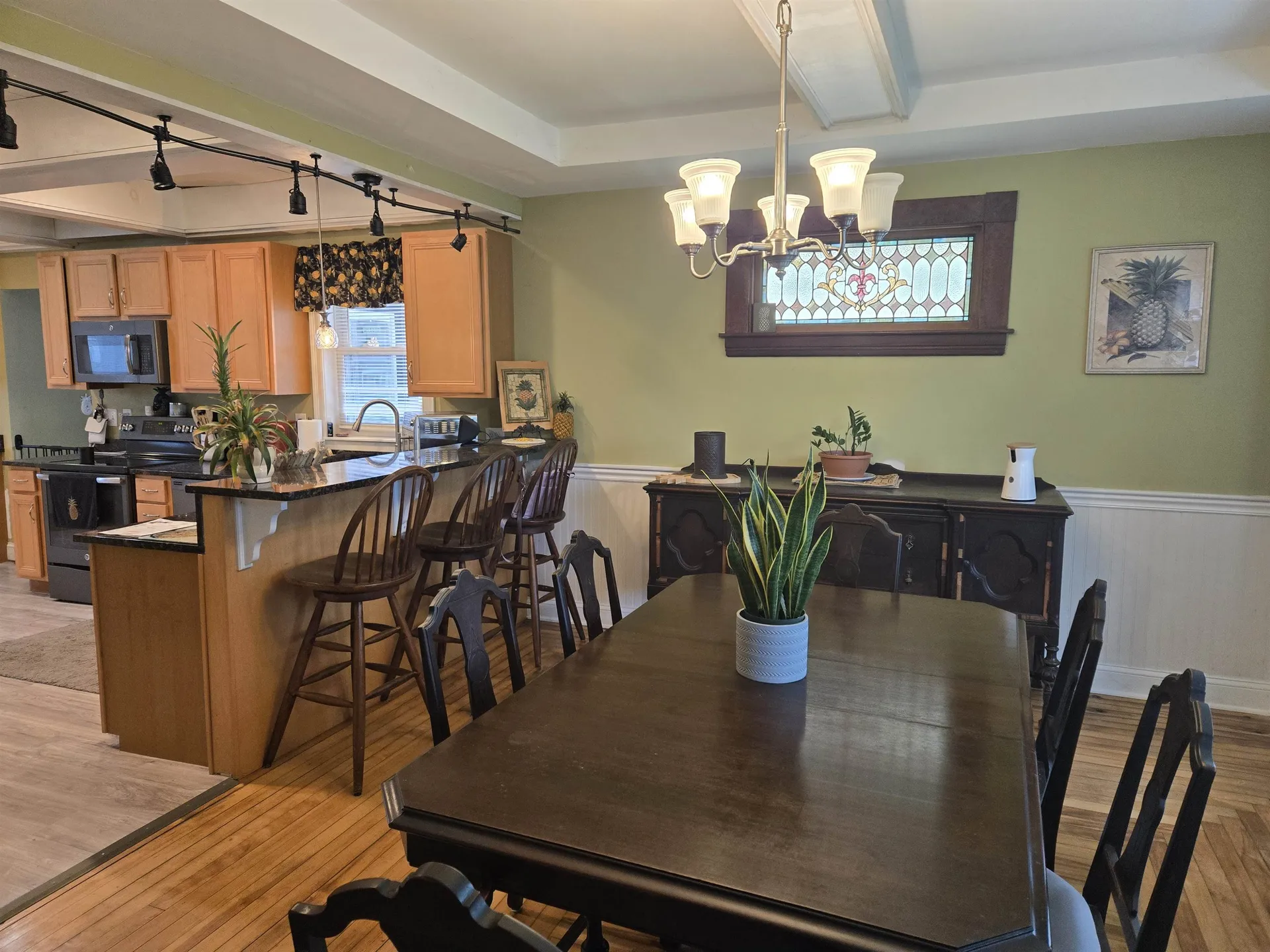 841 Beech Street Manchester NH 03104