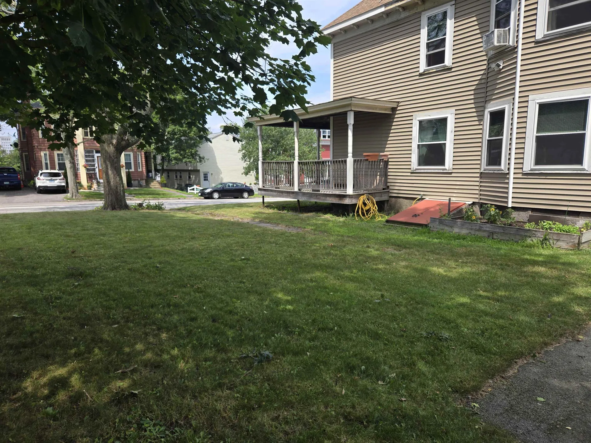 841 Beech Street Manchester NH 03104