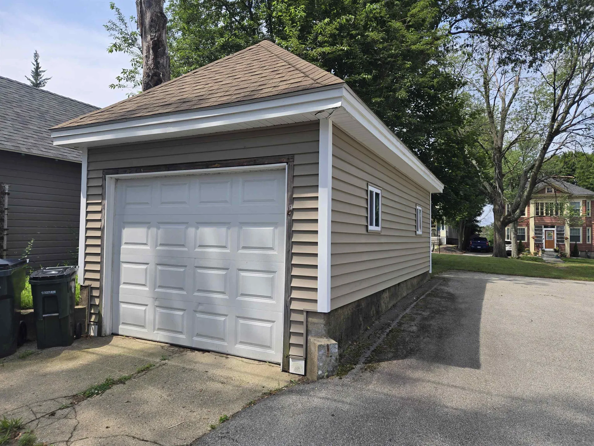 841 Beech Street Manchester NH 03104