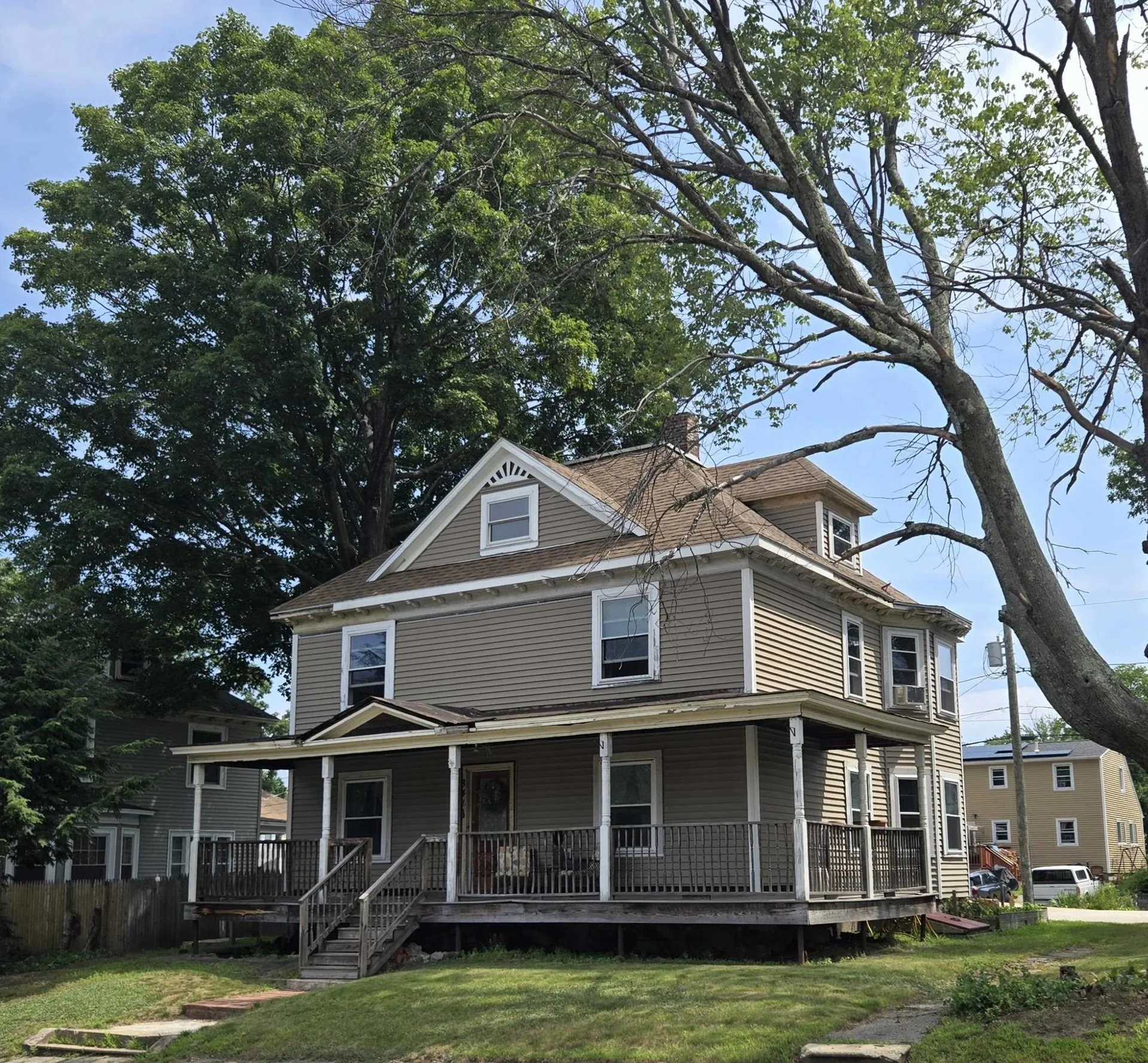 841 Beech Street Manchester NH 03104