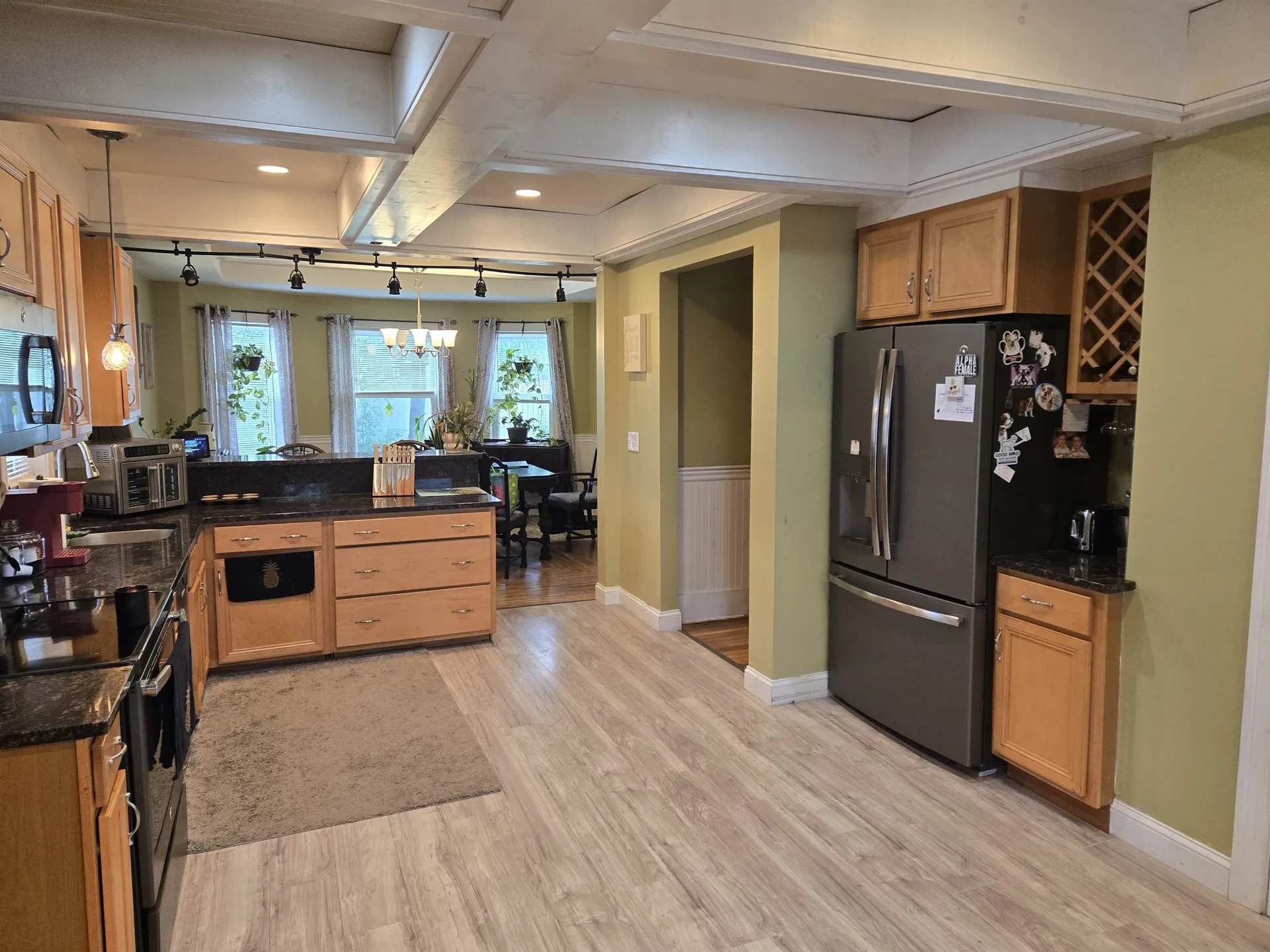 841 Beech Street Manchester NH 03104