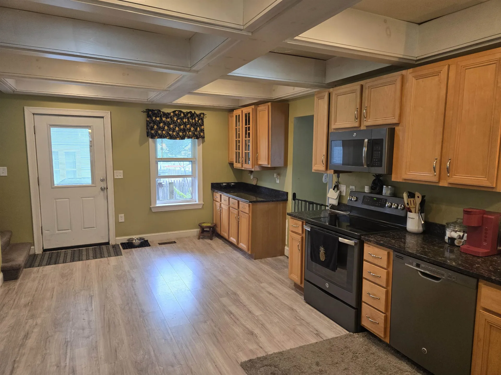 841 Beech Street Manchester NH 03104