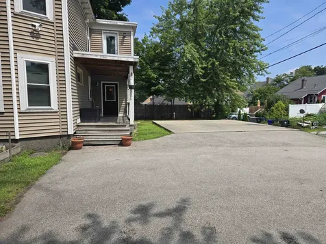841 Beech Street Manchester NH 03104
