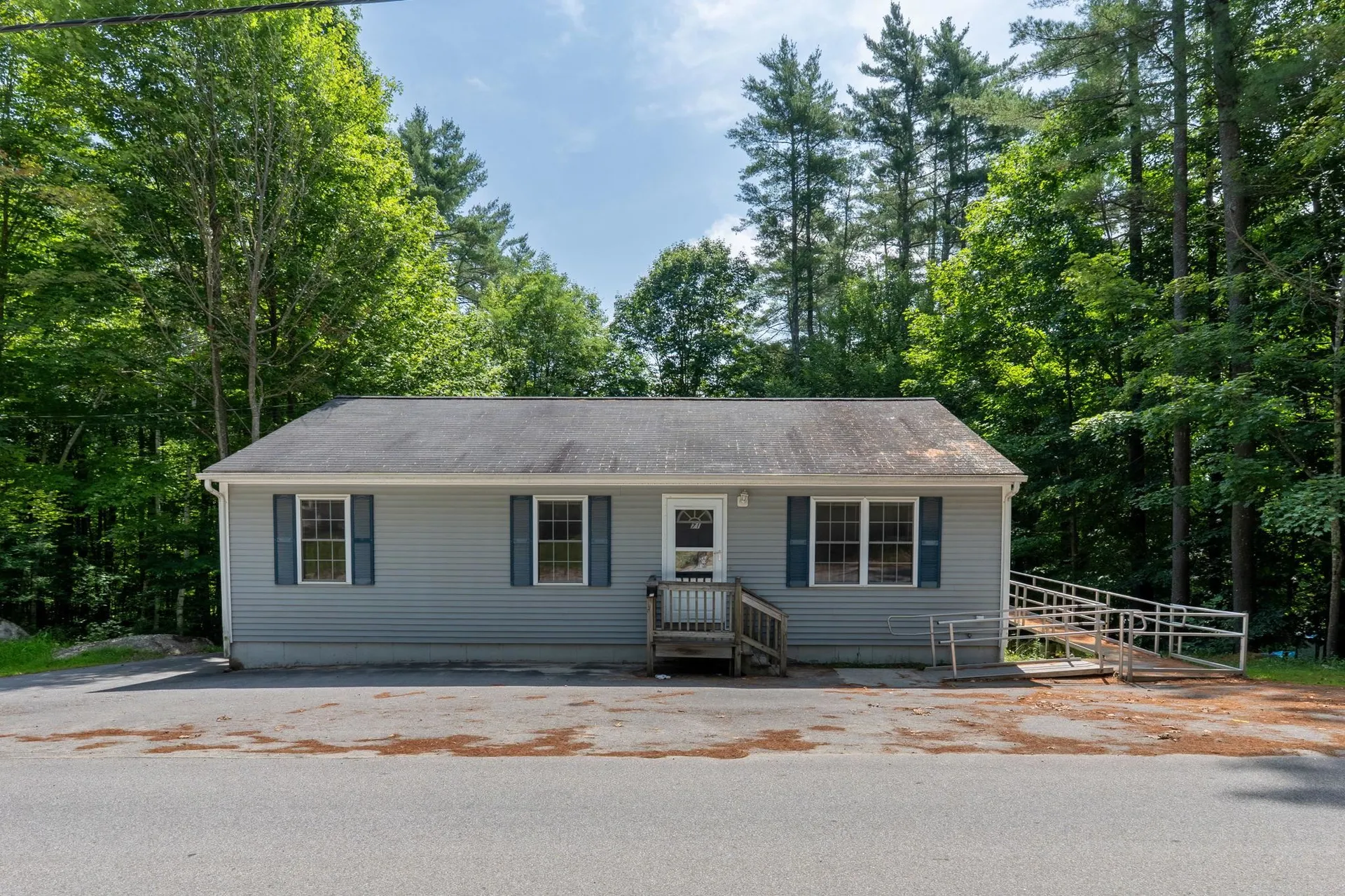71 Gould Pond Road Hillsborough NH 03244