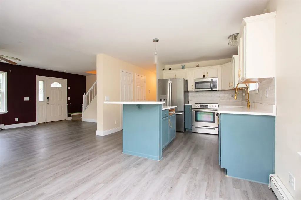 1355 New Boston Road St. Johnsbury VT 05819